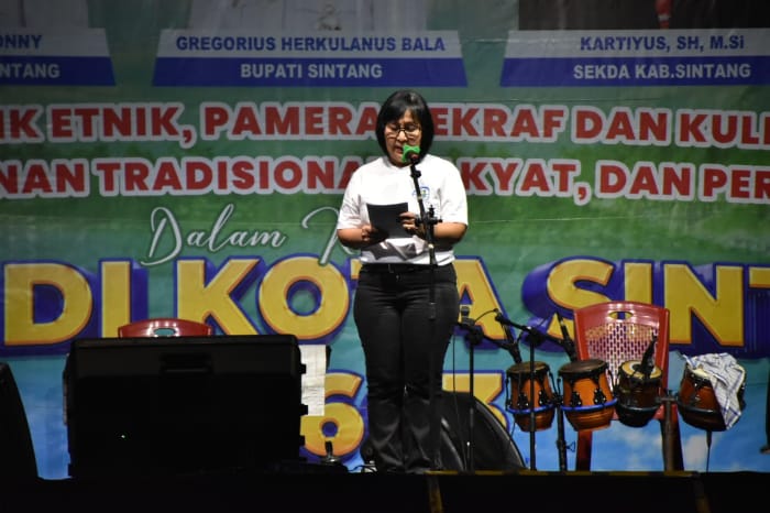 Gebyar Ekraf Kuliner Sintang 8 Hari Raup Transaksi 2 Miliar Lebih di Stadion Baning