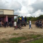 Warga Buak Limbang Pengkadan Kapuas Hulu menyegel sembilan kafe hiburan malam