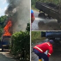 Personel Damkar Sintang bergerak cepat memadamkan api yang menghanguskan satu unit mobil pick up