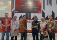 Bidang Politik Dalam Negeri Sintang hadiri pleno KPU