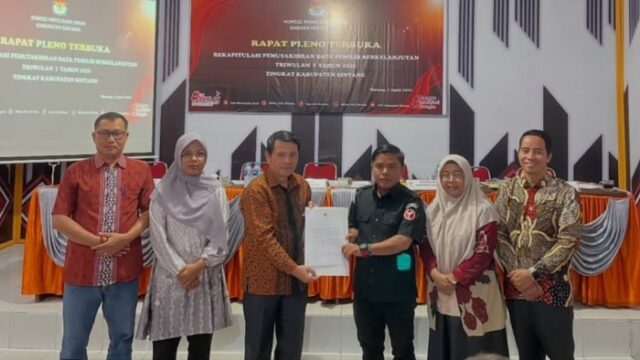 Bidang Politik Dalam Negeri Sintang hadiri pleno KPU