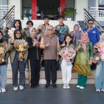 Kepala SMAN 1 Pontianak Indang Maryati jadi sorotan