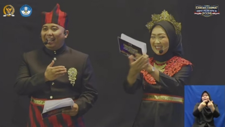 Viral Ucapan “Hanya Perasaan Adik-adik”, MC LCC 4 Pilar MPR RI di Kalbar Buka Suara dan Minta Maaf